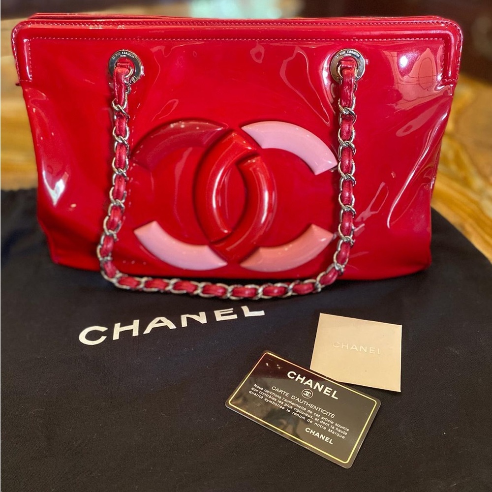 Like new Chanel bag authentic